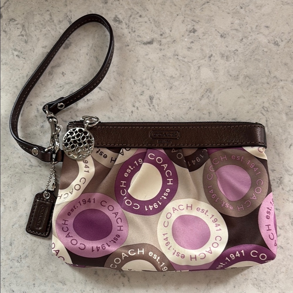 NWOT Authentic Coach Snap Head Opt Art Wristlet